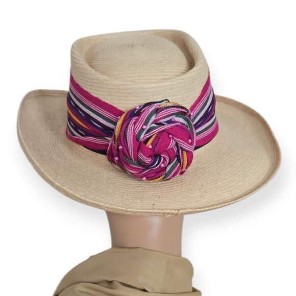 The Palm Hats Factory "La Giralda" Crafted by The Maya-Quiche Indians Panama Hat - Picture 4 of 8